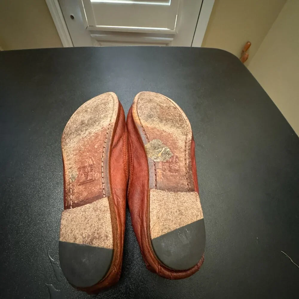 Frye Carson ballet flats tan size 7.5